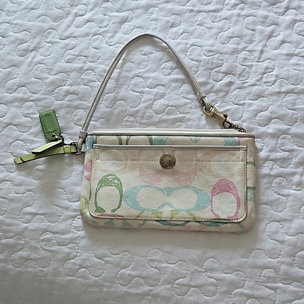 COPY- Coach white  zip top waller